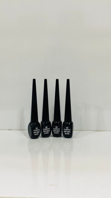 خط چشم نمدی گابرینی مدل Matte Dipliner Black حجم 7 میل